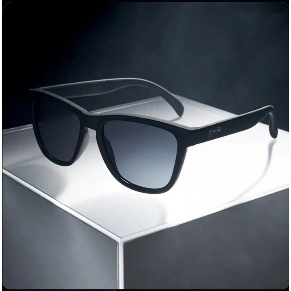 goodr A Unicorn's Calamity Black Polarized Mirrored Running Sunglasses 6E5 NIB